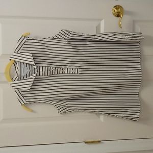 Stripped sleeveless non-iron blouse